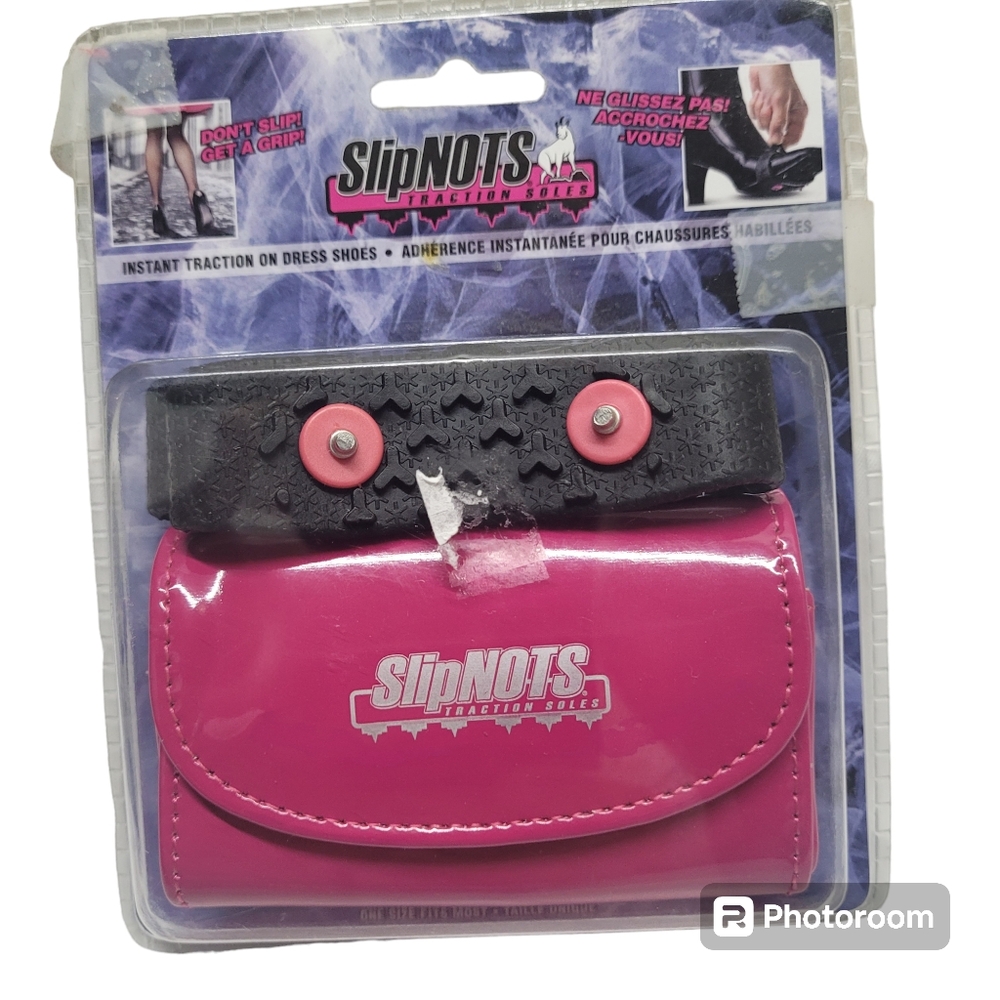 * Yukon Charlie's nots traction soles shoe wraps in a holding case slip proof